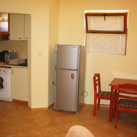 In Complex Lazur 2 アパート ソゾポル