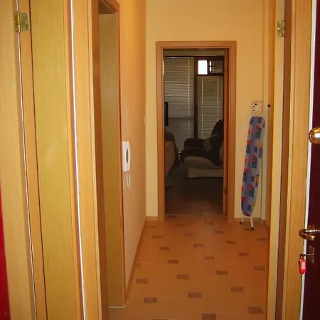 Nedev'S Apartments In Lazur 2 Complex