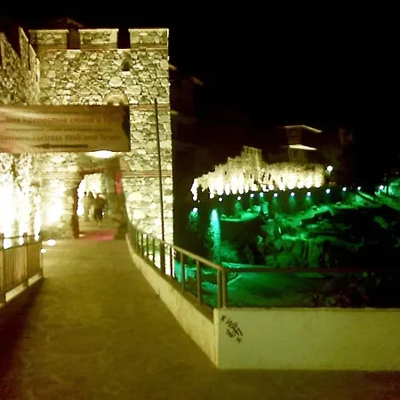 In Complex Lazur 2 شقة