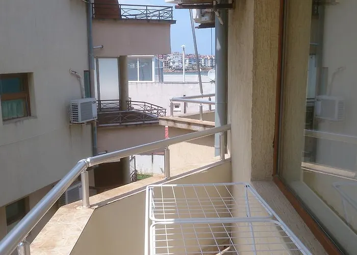 Appartement In Complex Lazur 2 Sozopol